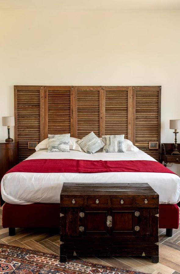 Le Vecchie Persiane - Bed & Breakfast Diano dʼAlba 外观 照片