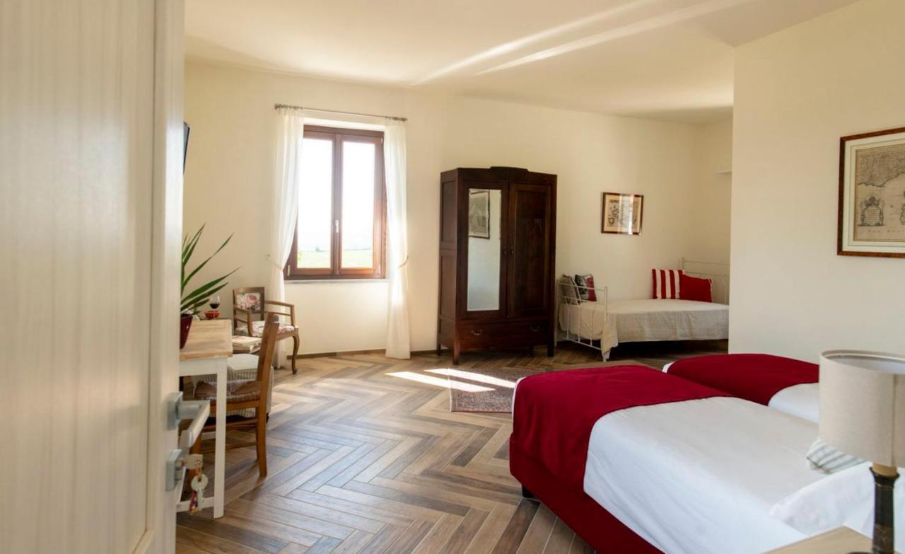 Le Vecchie Persiane - Bed & Breakfast Diano dʼAlba 外观 照片